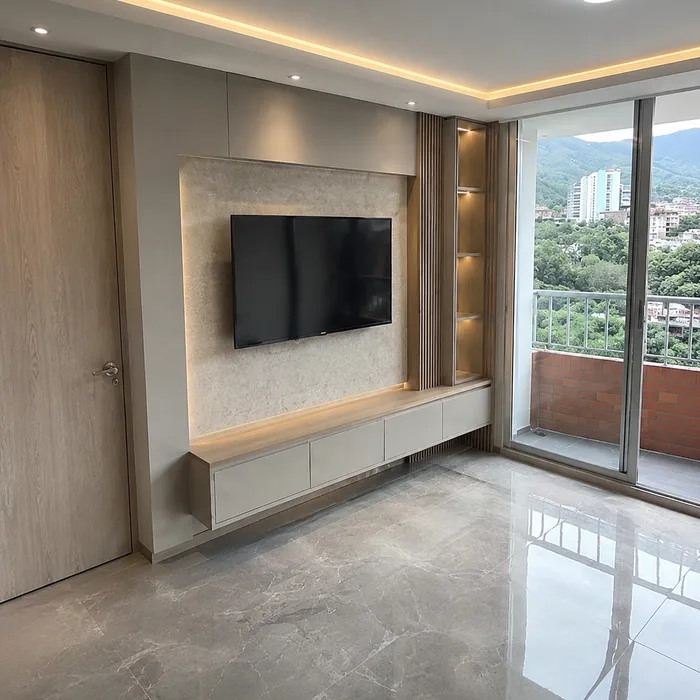 Sala moderna en Bucaramanga con mueble TV blanco, piso mármol y balcón con vista